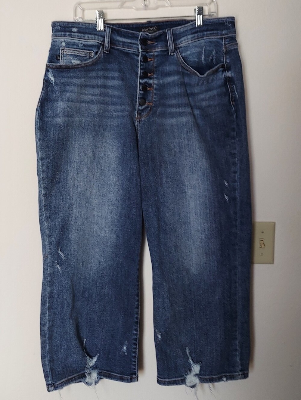 Judy Blue Distressed Dark Blue Cropped Ankle Jeans